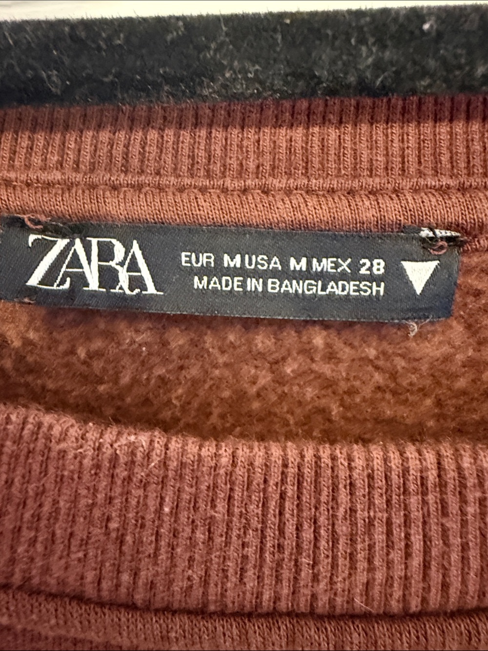Zara Cropped Sweatshirt Brown size medium - Picture 2 of 5
